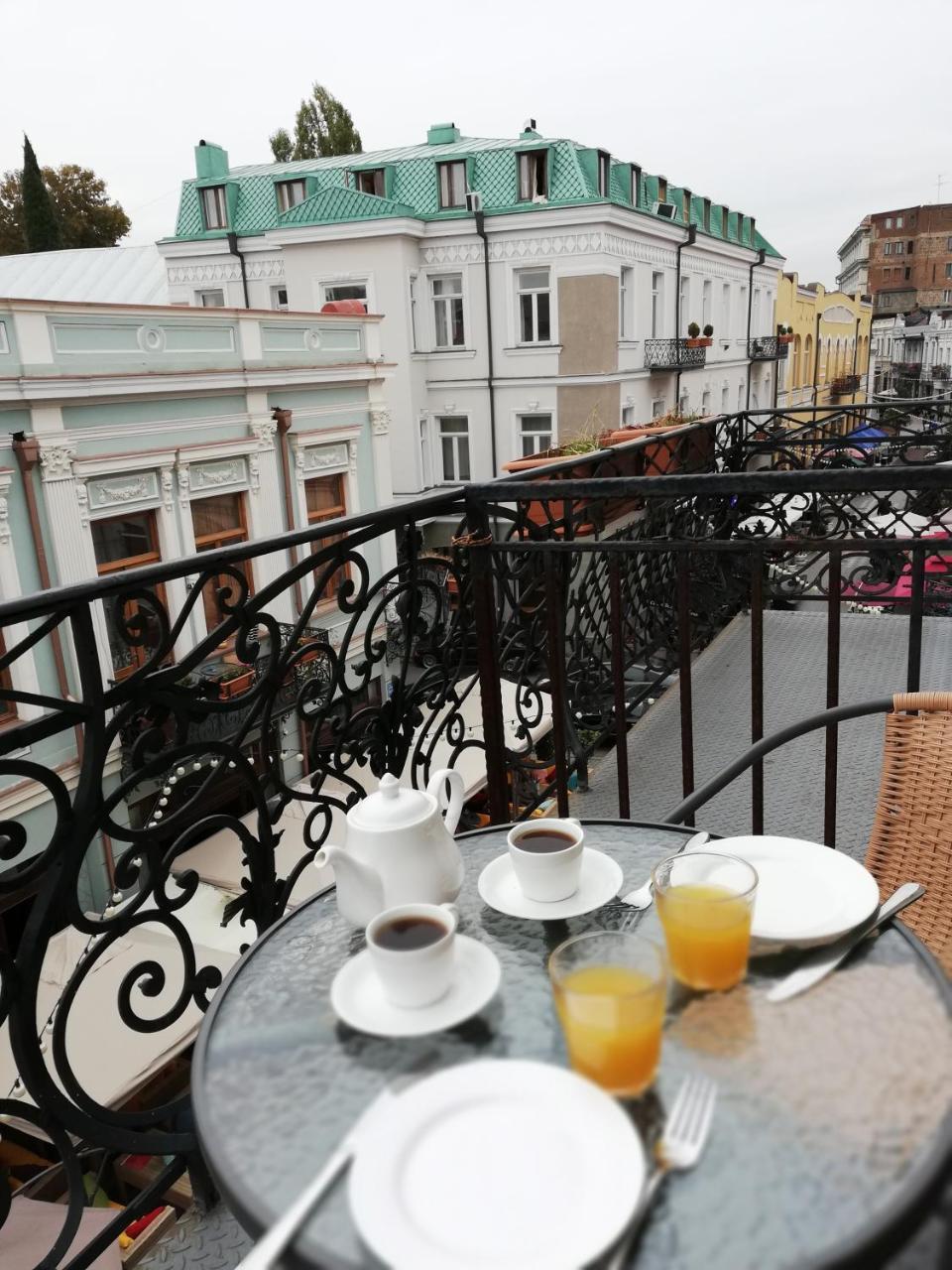 Apartament On Aghmashenebeli 26 Tiflis Exterior foto